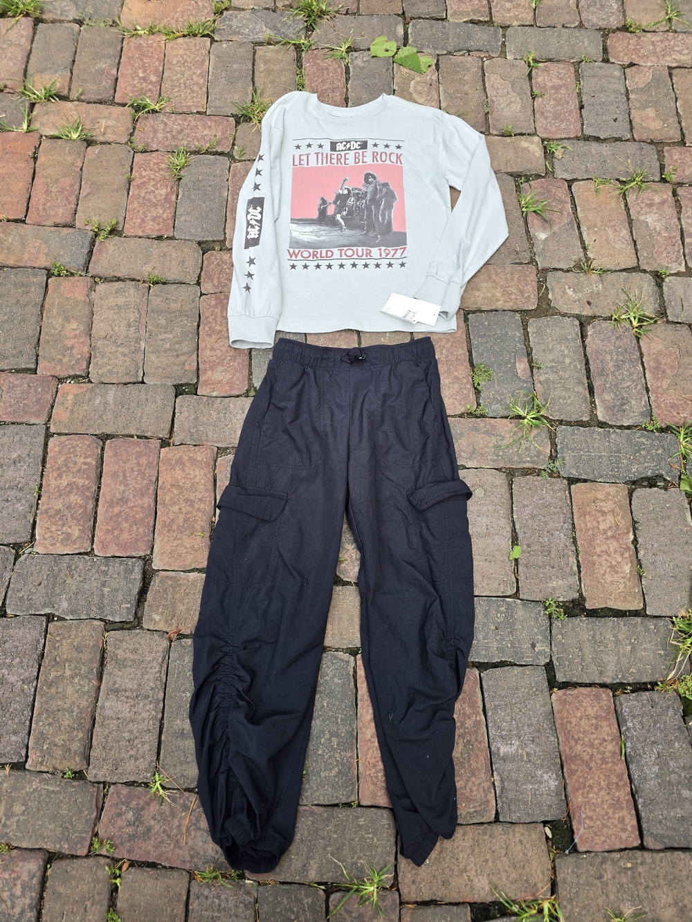 Old Navy Black Cargo Pants And AC DC Long Sleeve Tee Back To school Outfit